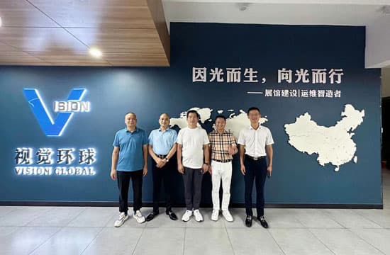 集团赴深圳考察 AI 机器人及相关产业